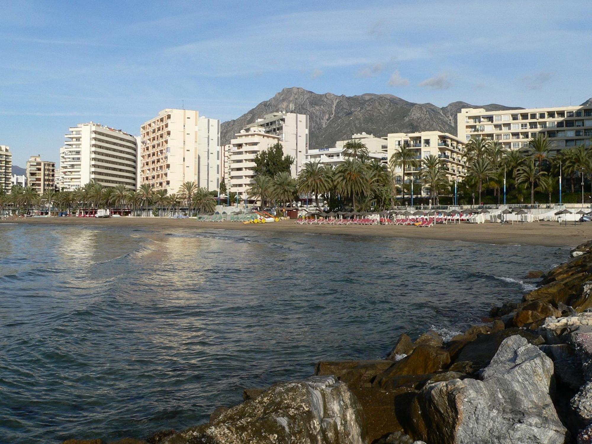 Puerta De Aduares Aparthotel Marbella Exterior foto